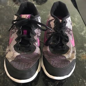 Nike Women’s Flex Rn 4 Shoes Size 9